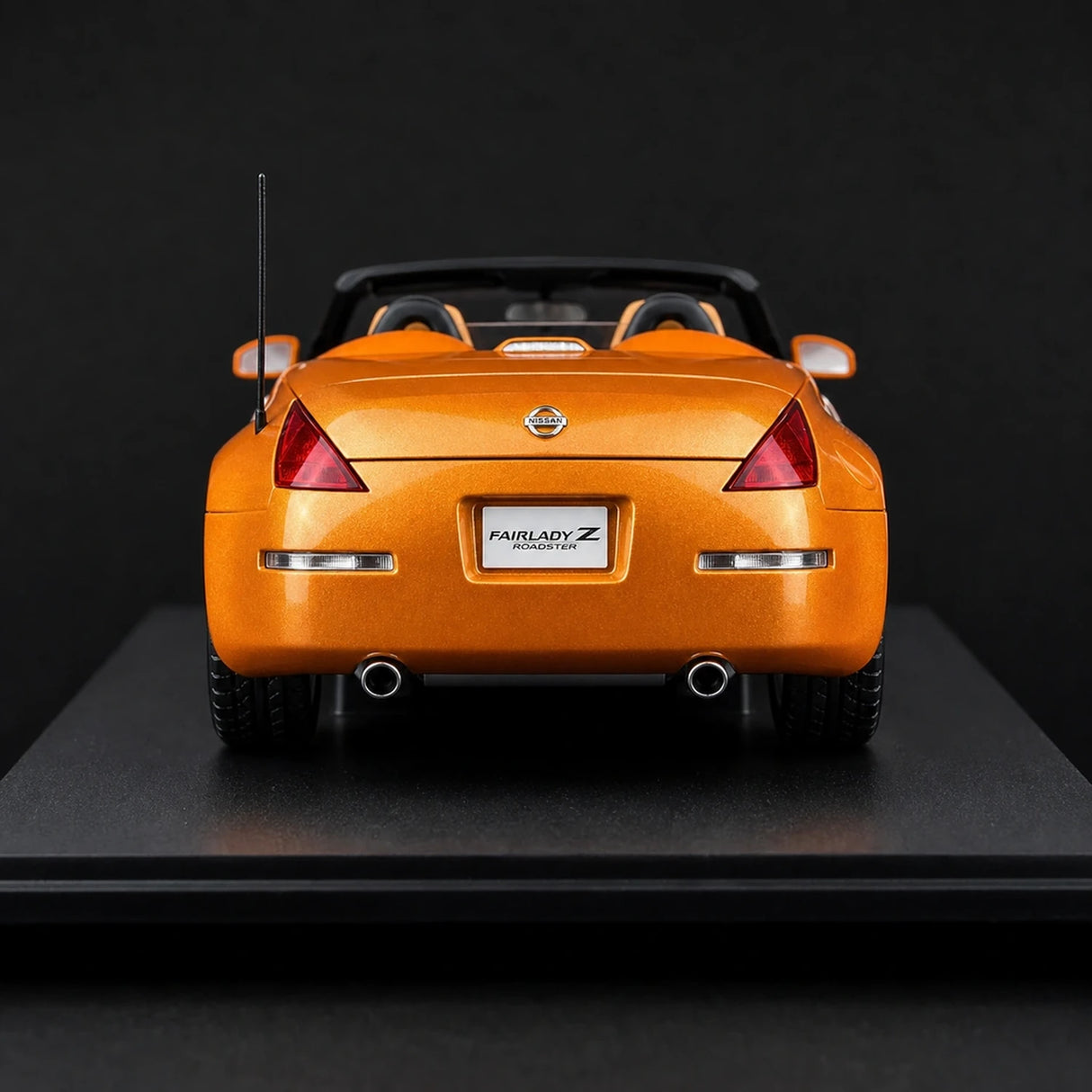 AutoArt Nissan 2003 Fairlady Z Roadster 350Z Orange 1:18 – Modello da collezione in pressofuso