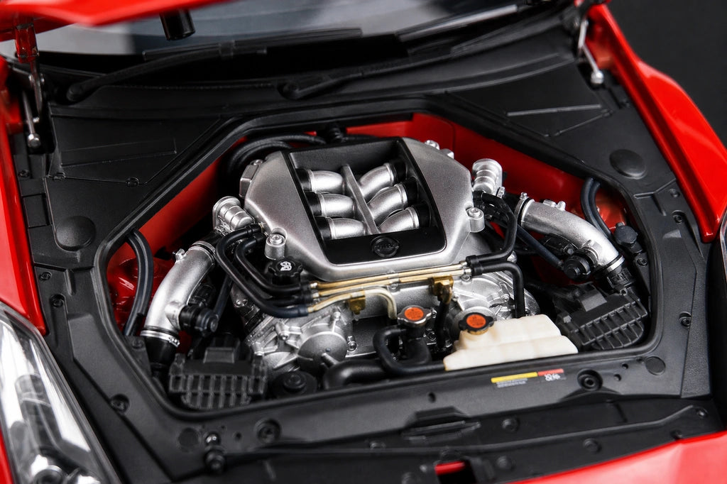 AutoArt Nissan 2009 GT-R R35 ريد 1:18 – نموذج معدني قابل للجمع مصبوب.