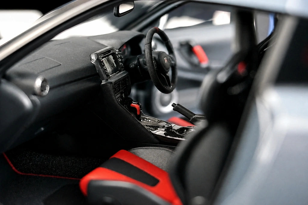 AutoArt Nissan 2017 GT-R R35 Nismo Gray 1:18 – Modello da collezione pressofuso