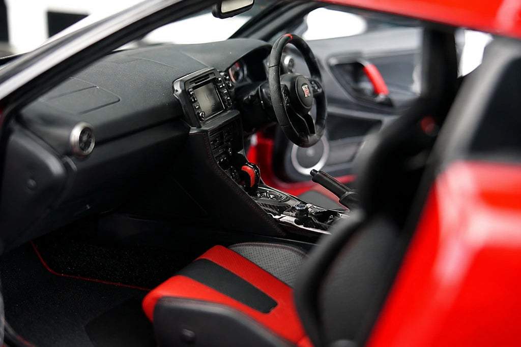 AutoArt Nissan 2017 GT-R R35 Nismo Red 1:18 – Modello da collezione in pressofuso
