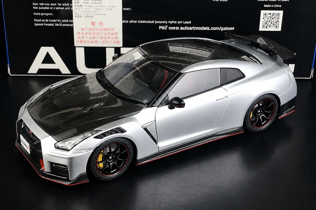 AutoArt Nissan 2017 GT-R R35 Nismo Silver 1:18 – Modello da collezione pressofuso