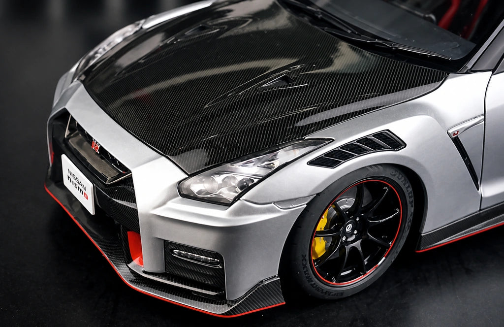 AutoArt Nissan 2017 GT-R R35 Nismo Silver 1:18 – Modello da collezione pressofuso