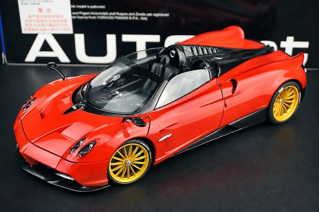 AutoArt Pagani 2017 Huayra Roadster Red 1:18 – Modello da collezione in metallo pressofuso