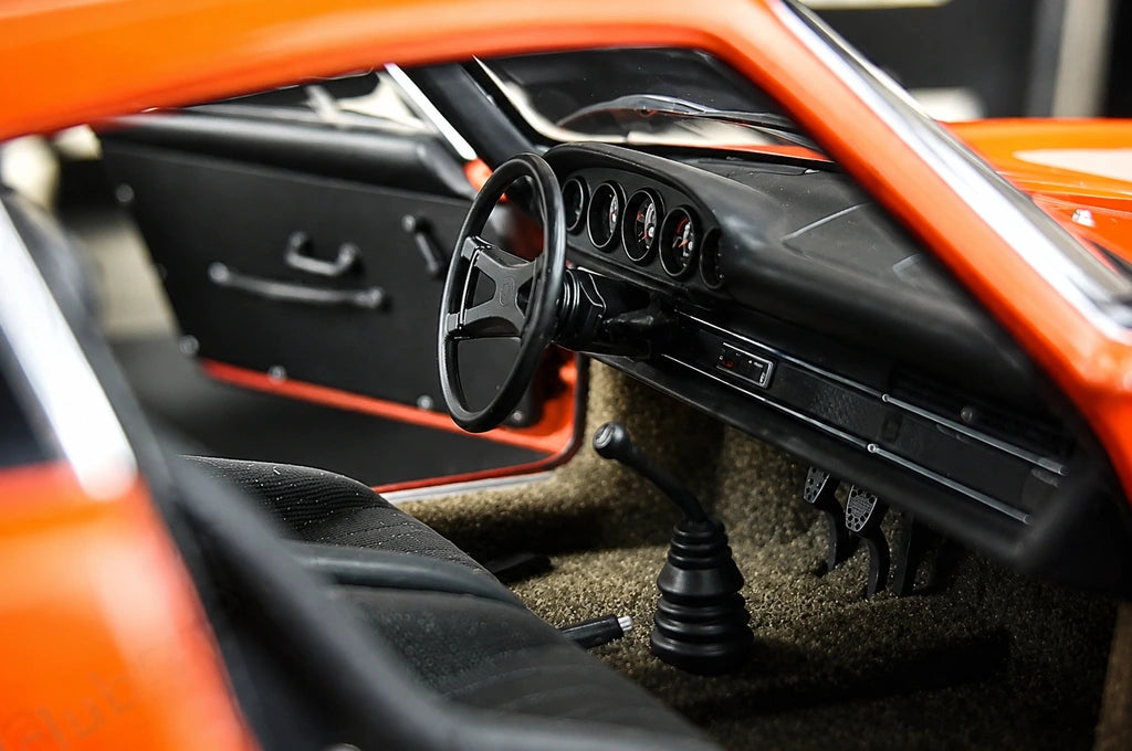 AutoArt Porsche 1973 911 Carrera RS 2.7 Orange 1:18 – Collectible Diecast Model Die-Cast