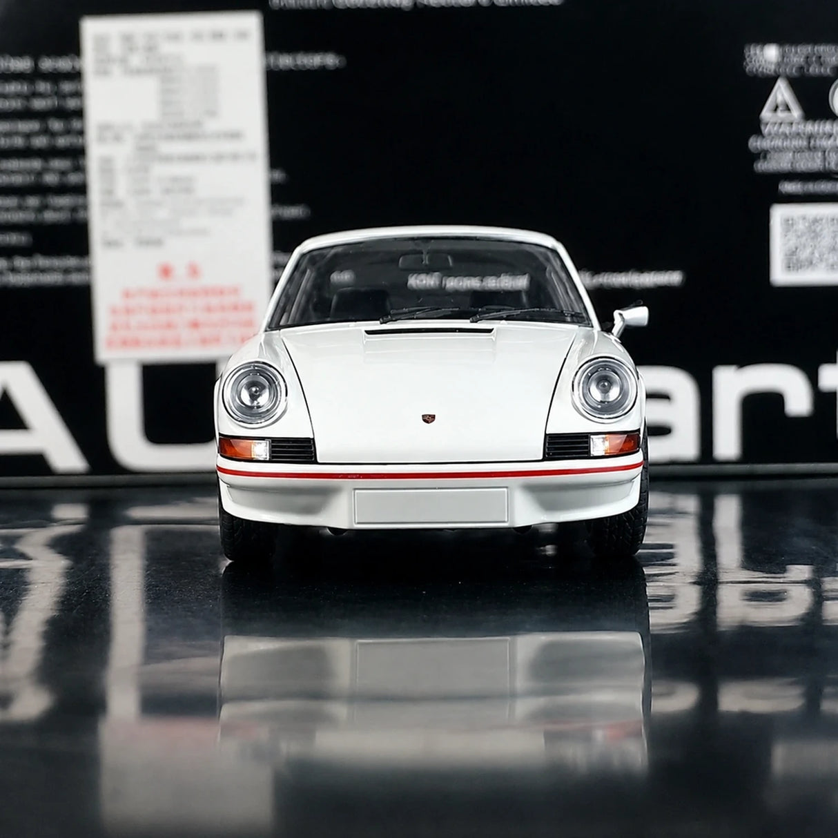 AutoArt Porsche 1973 911 Carrera RS 2.7 White 1:18 – Collectible Diecast Model Die-Cast
