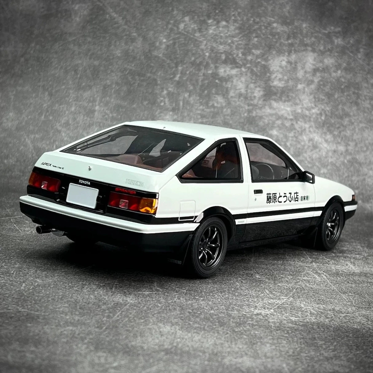 AutoArt Toyota 1983 سبرينت ترونو AE86 بلو 1:18 – نموذج معدني قابل للجمع مصبوب.