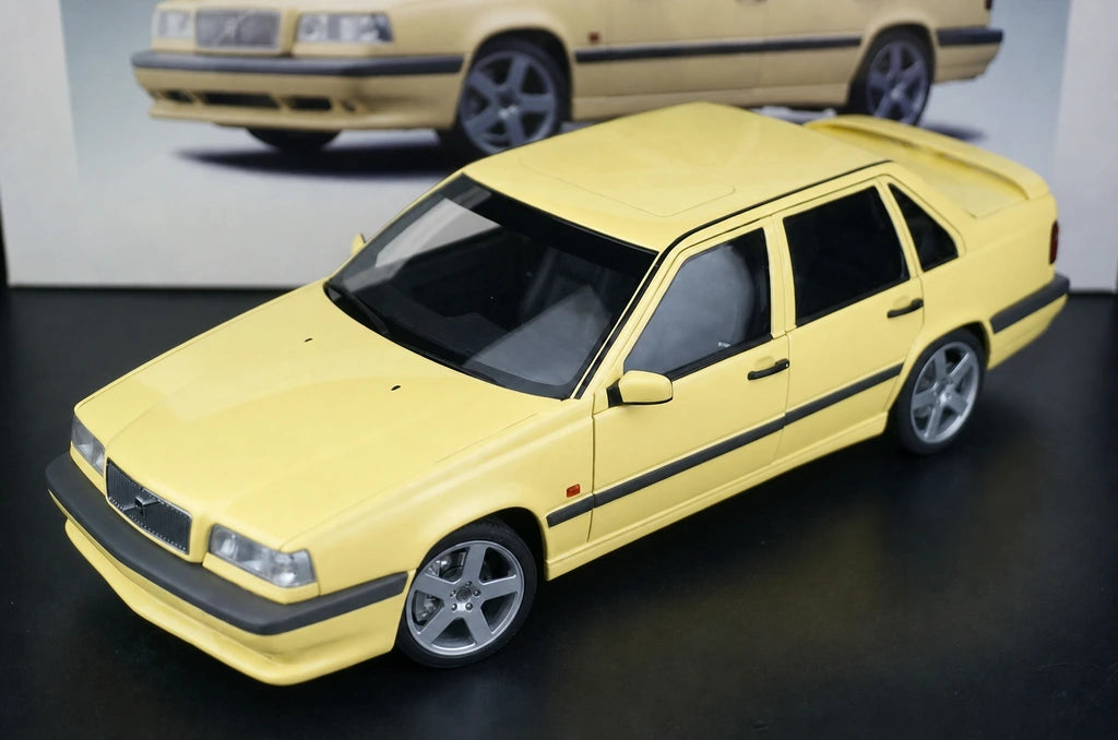 AutoArt Volvo 1995 850 T-5R Giallo 1:18 – Modello da collezione pressofuso
