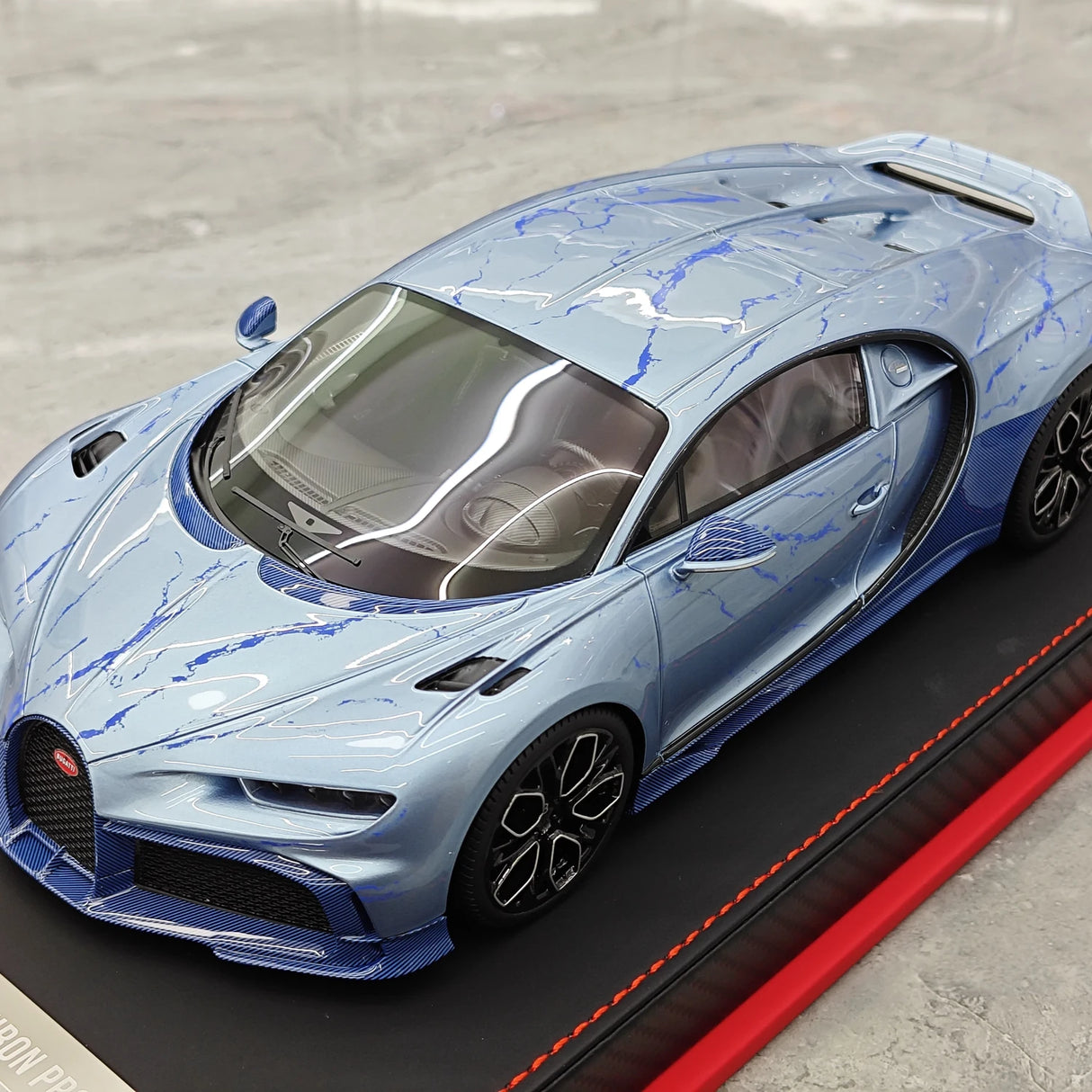 BBA Bugatti 2022 Chiron Profilee Ice Blue Marble 1:18 – نموذج راتنج قابل للجمع