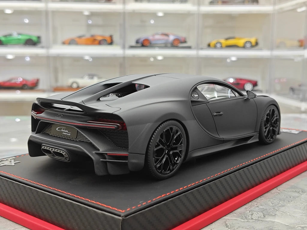 BBA Bugatti 2022 Chiron Profilee Matte Black 1:18 – keräilyresimallihartsi