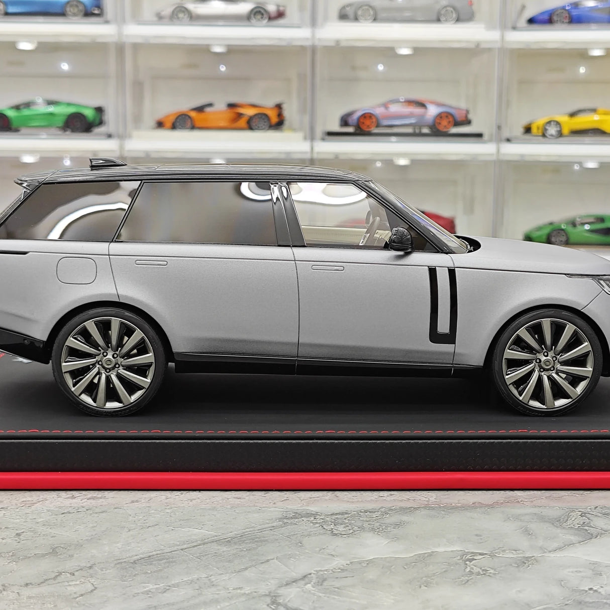 BBA Land Rover 2018 Range Rover Autobiografia LWB Gray 1:18 – Collezionabile Resina Modello di Resina