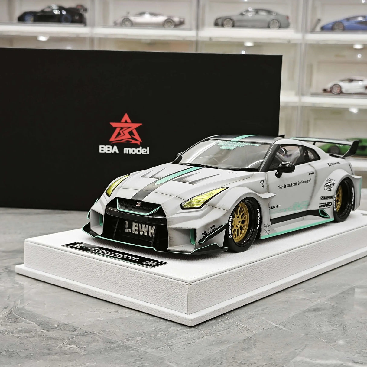 BBA Nissan 2024 GT-R R35 35GT-RR Gray 1:18 – Resina da collezione per modelli in resina