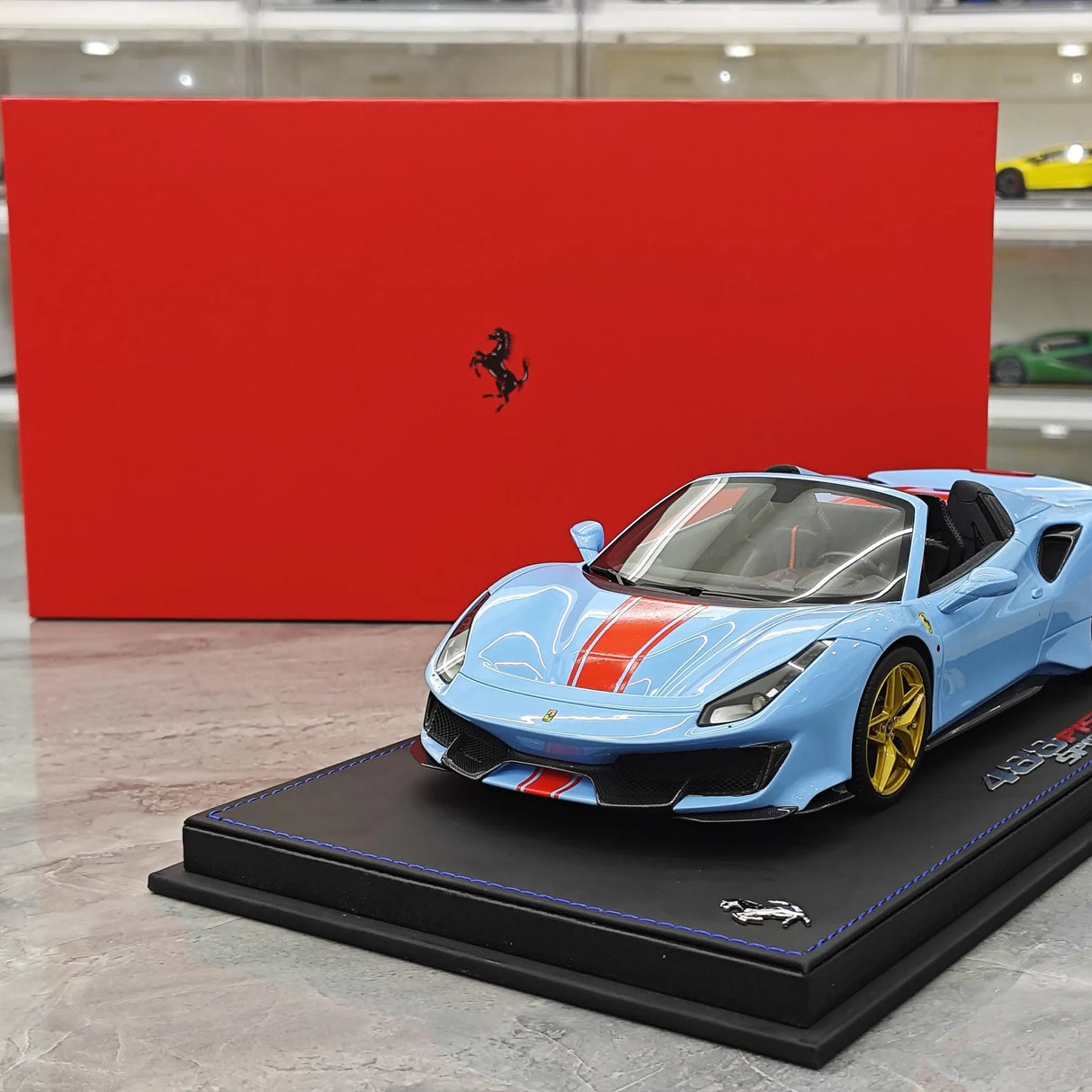 BBR Ferrari 2018 488 Pista Spider Azzurro La Plata 1:18 – Resina modello in resina collezionabile