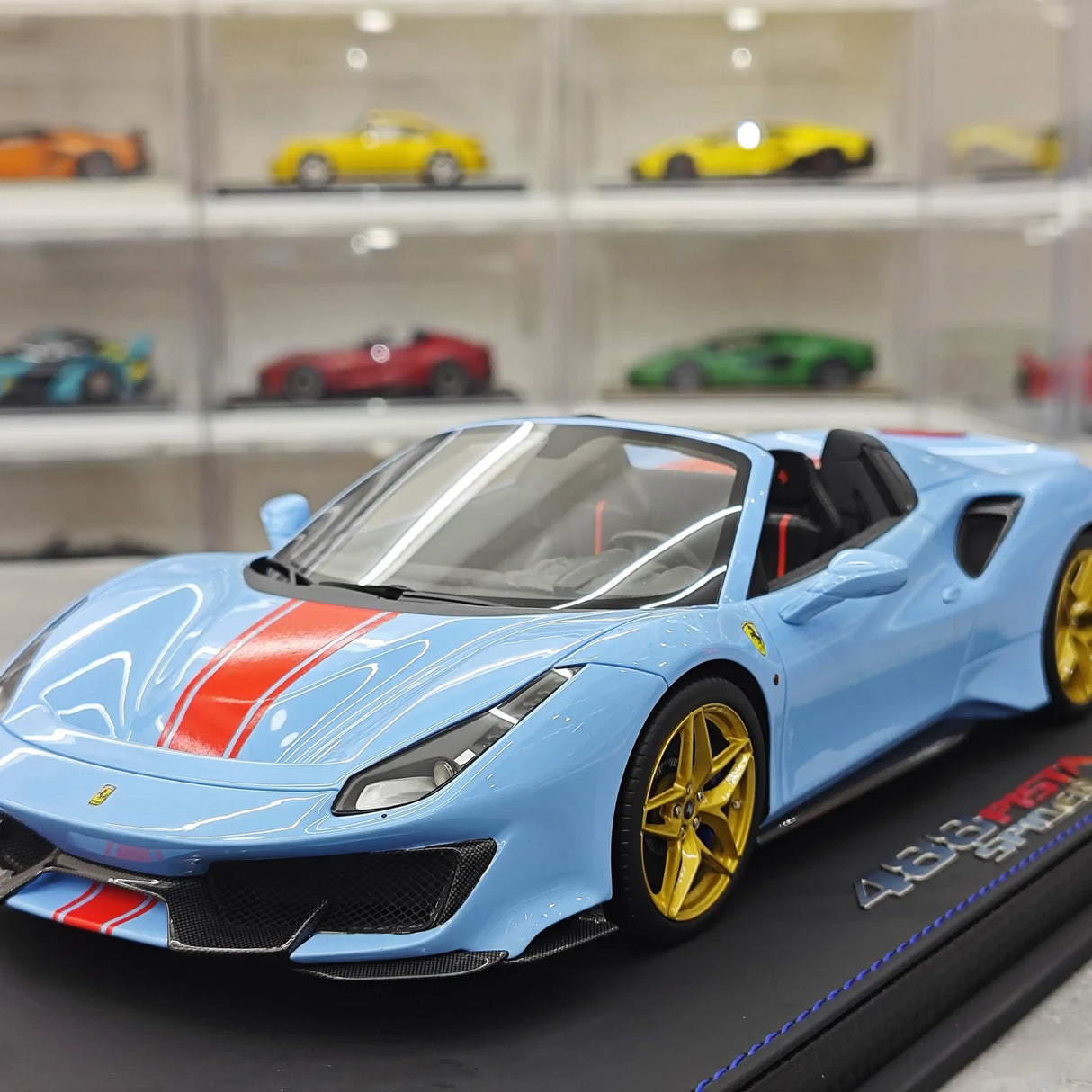 BBR Ferrari 2018 488 Pista Spider Azzurro La Plata 1:18 – Resina modello in resina collezionabile