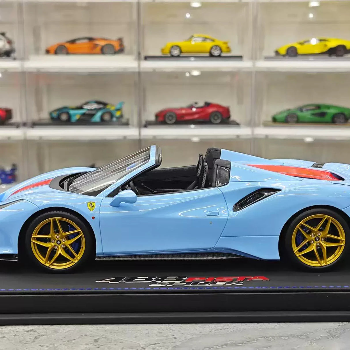BBR Ferrari 2018 488 Pista Spider Azzurro La Plata 1:18 – Resina modello in resina collezionabile