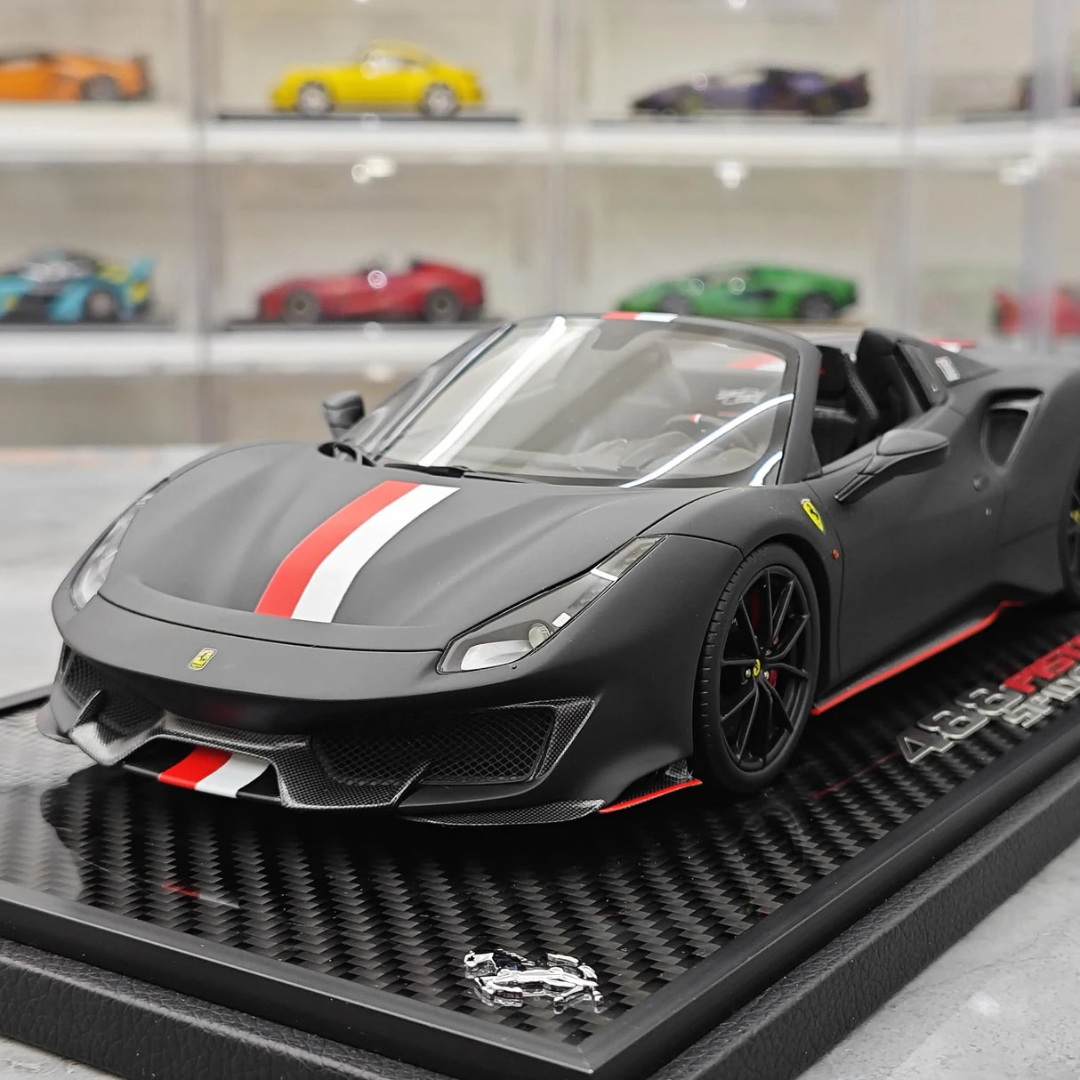 BBR Ferrari 2018 488 Pista Spider Nero Daytona 1:18 – Resina modello in resina collezionabile