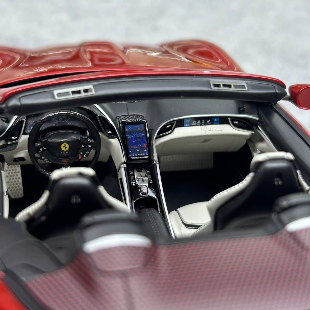 BBR Ferrari 2019 روما روسو بورتوفينو 1:18 – نموذج راتنج قابل للجمع