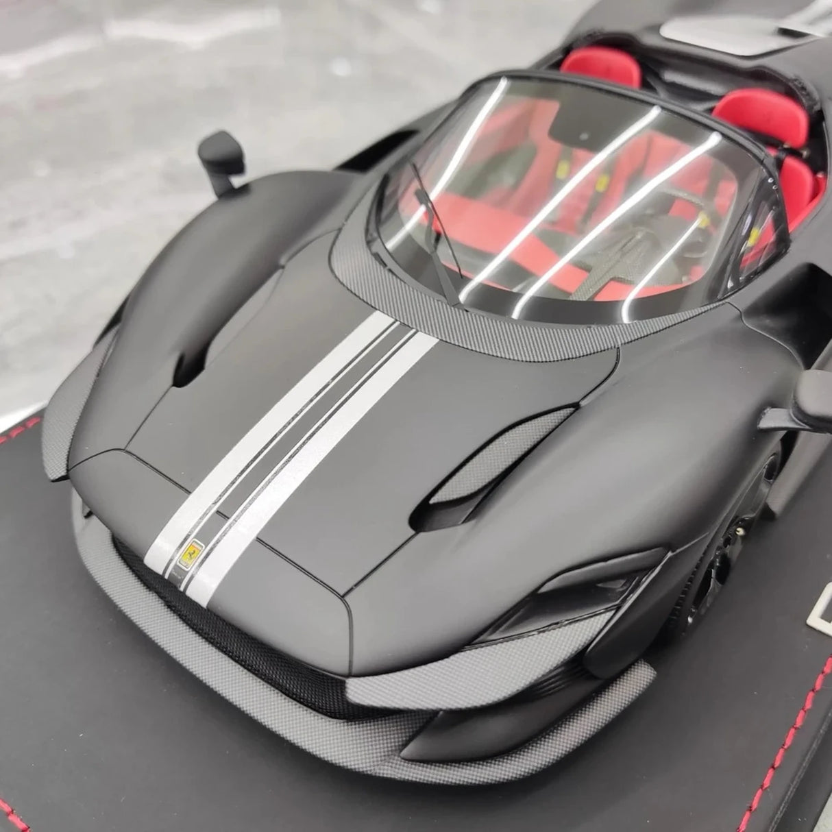 BBR Ferrari 2021 Daytona SP3 Black 1:18 – kolekcjonerska żywica modelowa żywica
