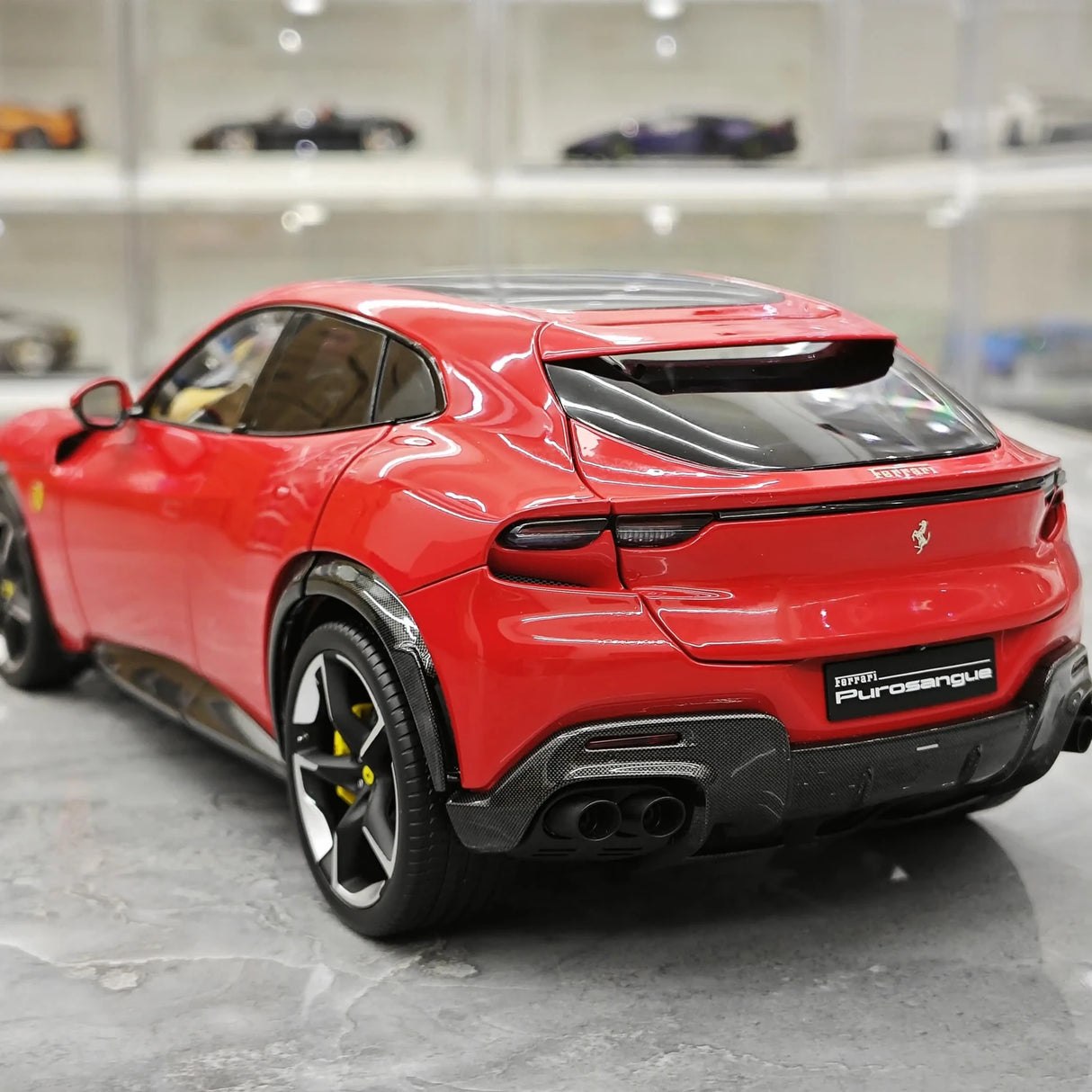 BBR Ferrari 2023 Purosangue Rosso Corsa 1:18 – Modello da collezione in pressofuso