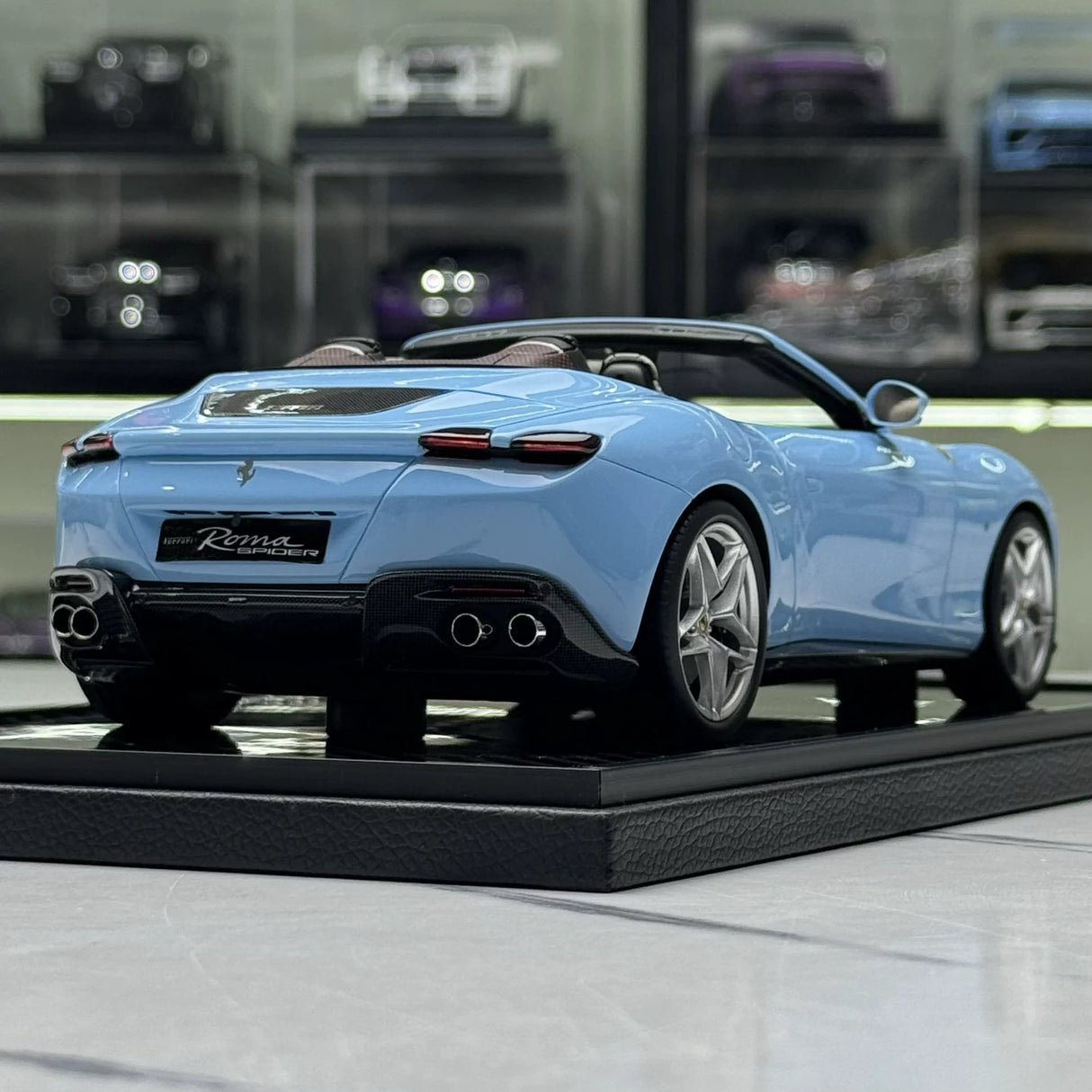 BBR Ferrari 2023 روما سبايدر أزورو لا بلاتا 1:18 – راتنج نموذجي قابل للجمع