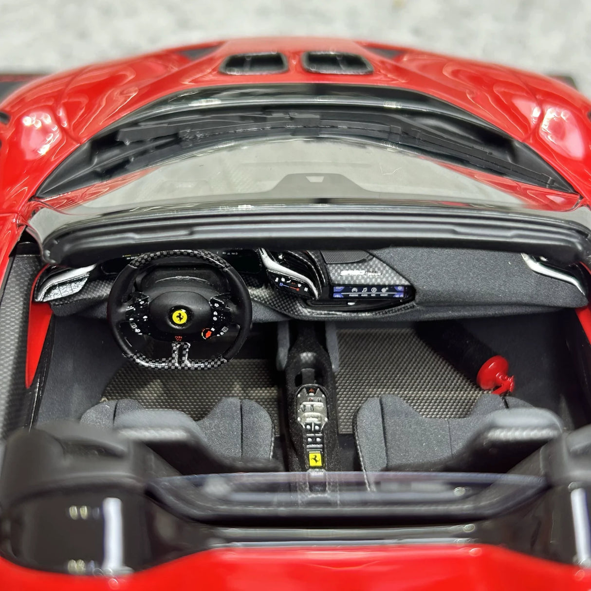 BBR Ferrari 2023 SF90 XX Spider Rosso Corsa 1:18 – Sammelobjekt-Resin-Modell-Resin
