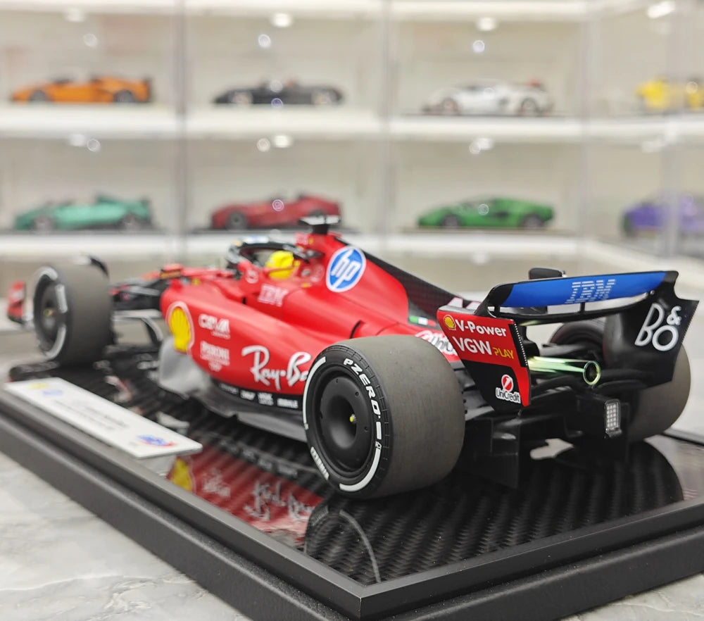 1:18 Ferrari 2025 SF-23 #44 Fiorano Test Modellauto by BBR - view 6