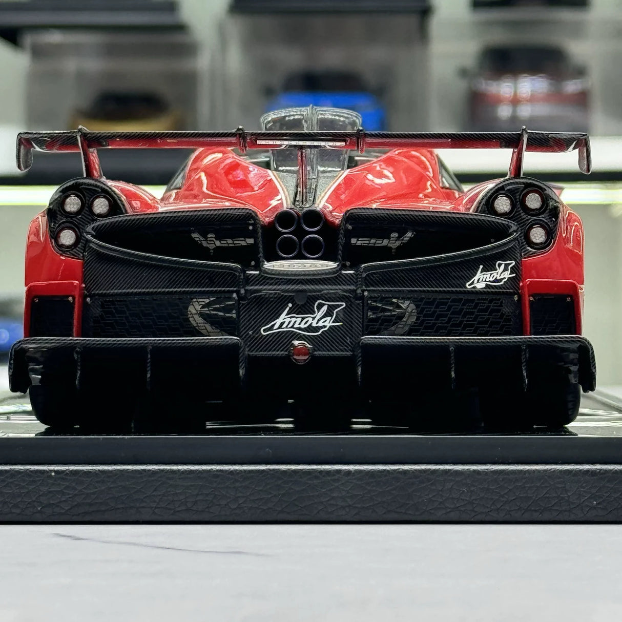 BBR Pagani 2020 Imola Red 1:18 – Resina de Modelo de Resina de Colección