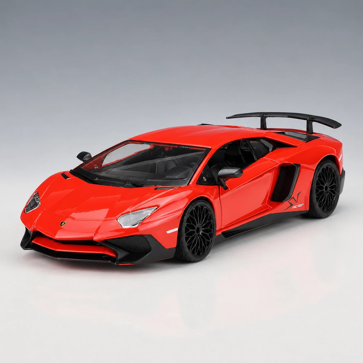 Bburago Lamborghini 2016 Aventador LP750-4 SV Red 1:24 – model wyświetlacza odlewany
