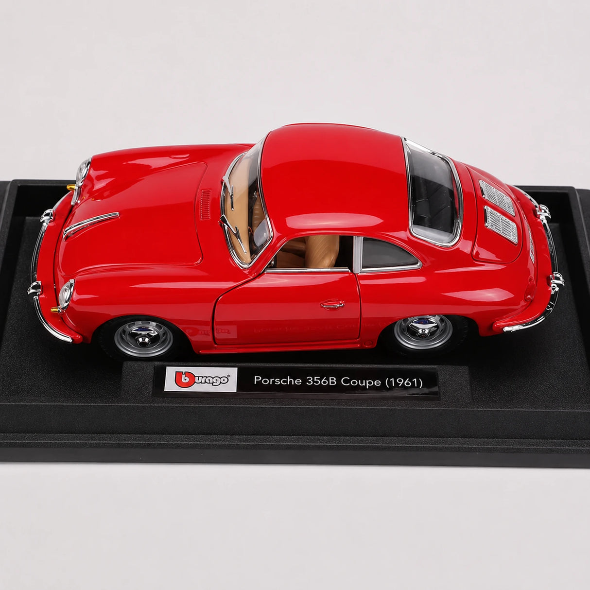 Bburago Porsche 1961 356B Coupe Red 1:24 – model wyświetlacza odlewany