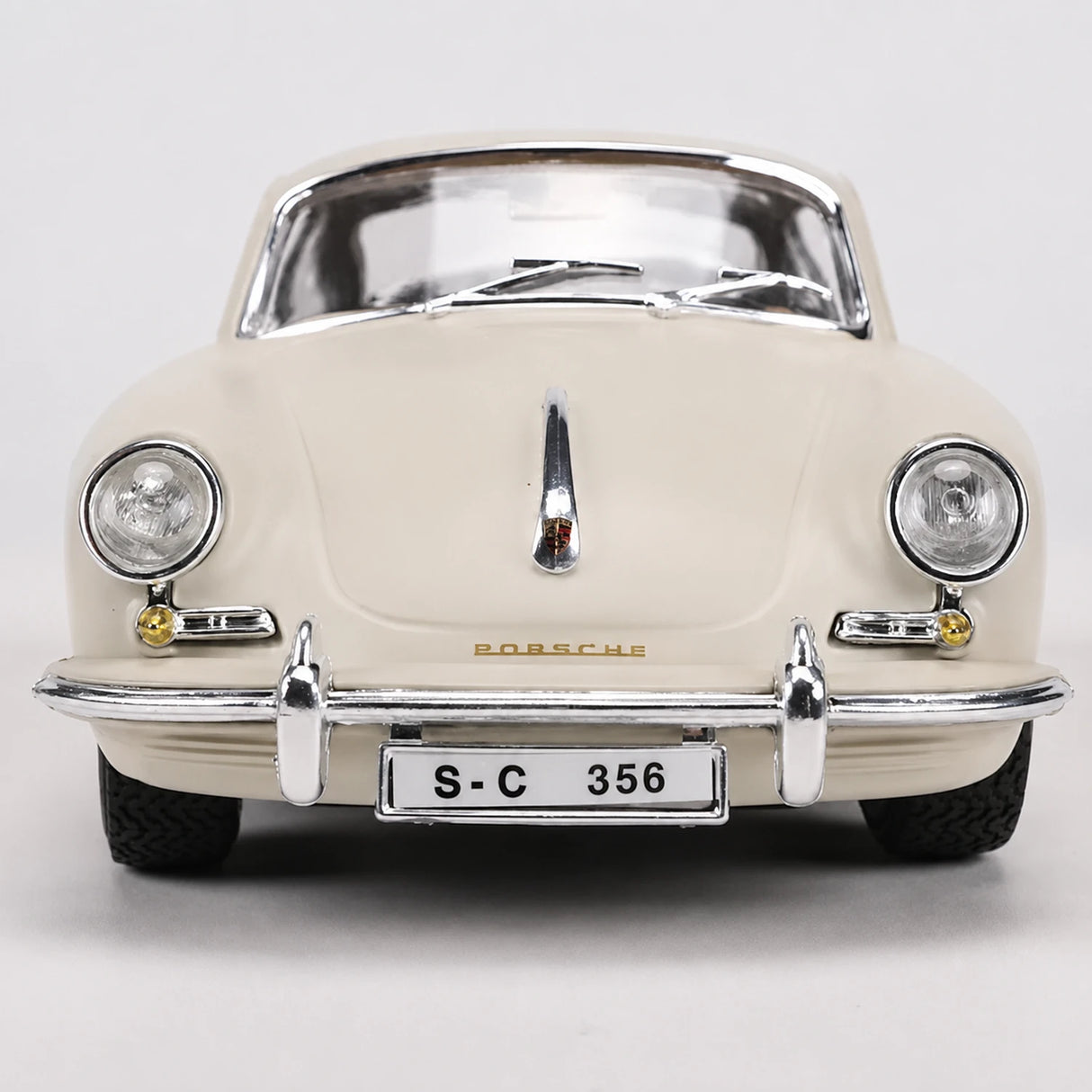 Bburago Porsche 1961 356B Coupe White 1:24 – model z odlewem odlewanym