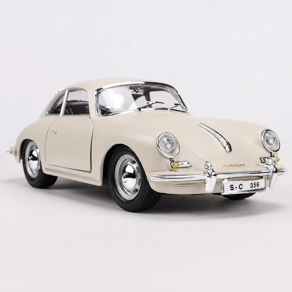 Bburago Porsche 1961 356B Coupe White 1:24 – model z odlewem odlewanym