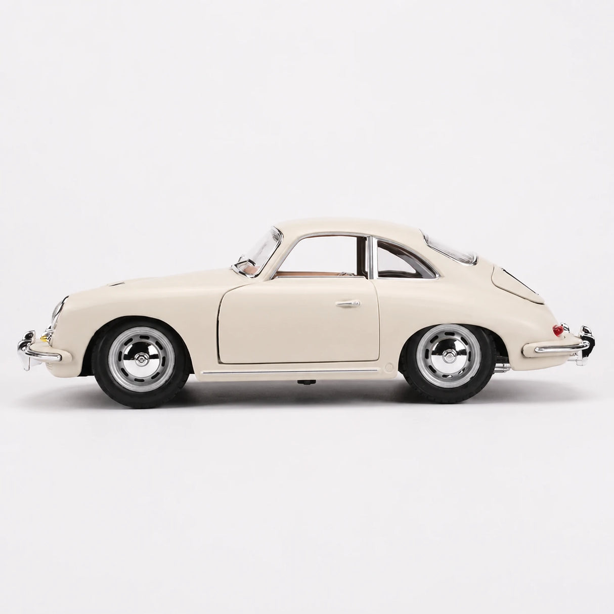 Bburago Porsche 1961 356B Coupe White 1:24 – model z odlewem odlewanym