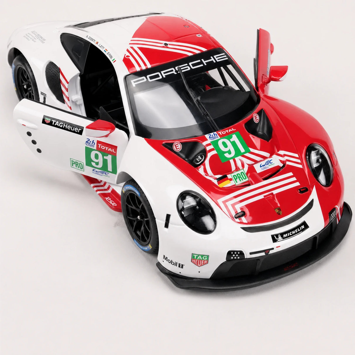 Bburago Porsche 2018 911 RSR #91 Le Mans 1:24 model wyświetlacza z odlewem – widok 15