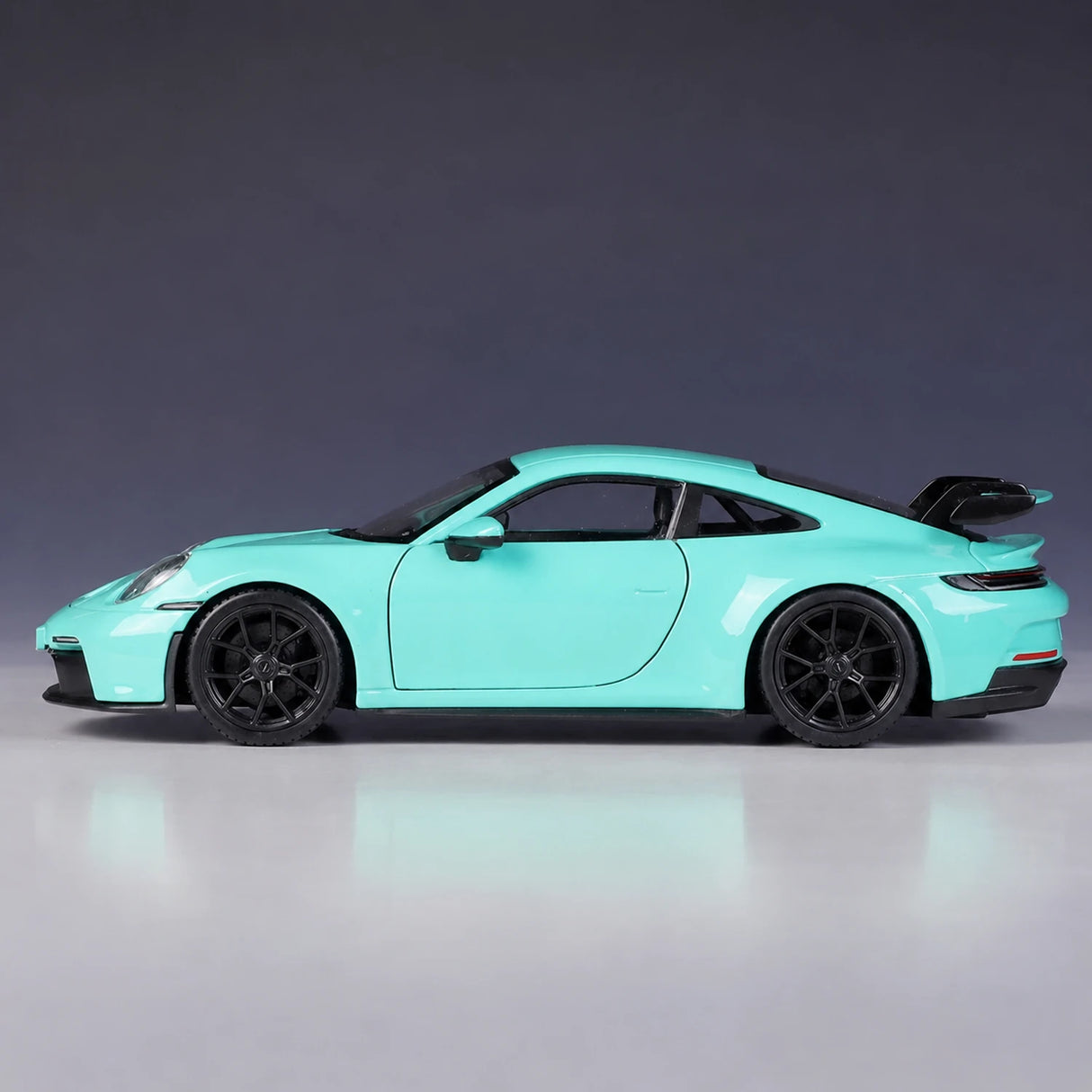 Bburago Porsche 2021 911 GT3 Blue 1:24 – نموذج عرض مصبوب، مصبوب.
