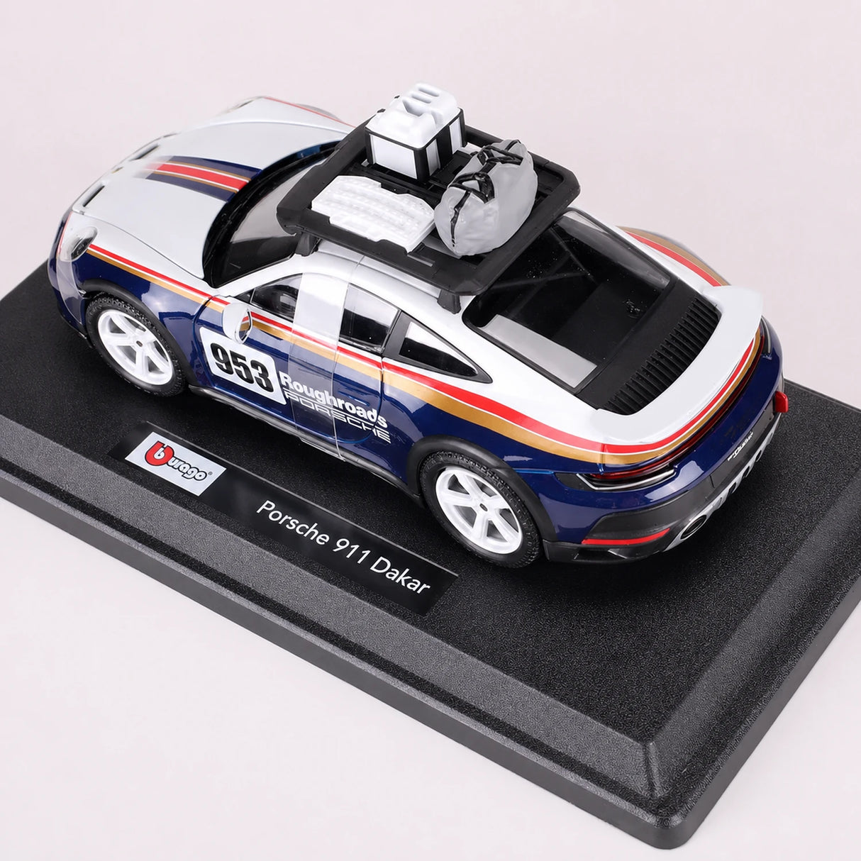 Bburago Porsche 2023 911 Dakar 1:24 – Model wyświetlacza odlewany z odlewu