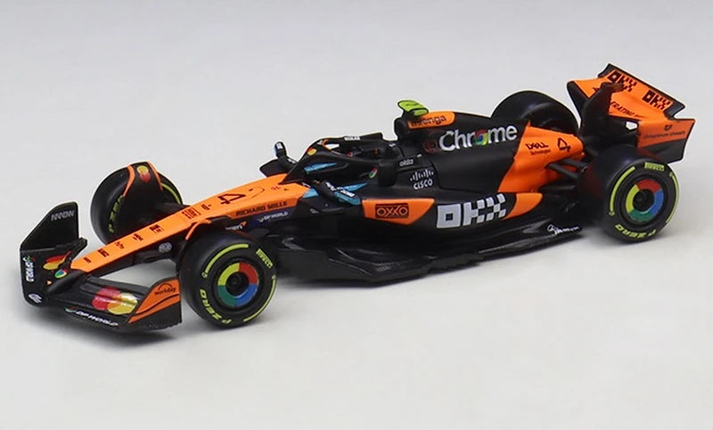 1:43 McLaren 2025 MCL39 #4 Australian GP Winner Lando Norris F1 model car by Bburago - view 2