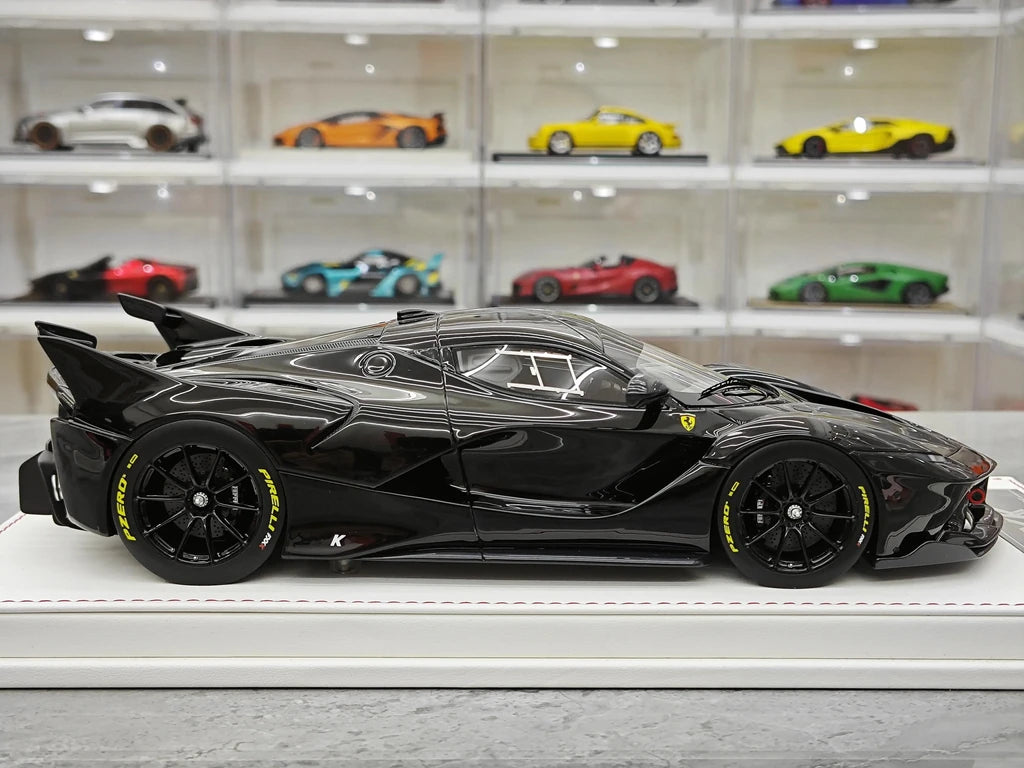 CE Ferrari 2018 FXX K Evo Modified Black 1:18 – Resina modello in resina collezionabile