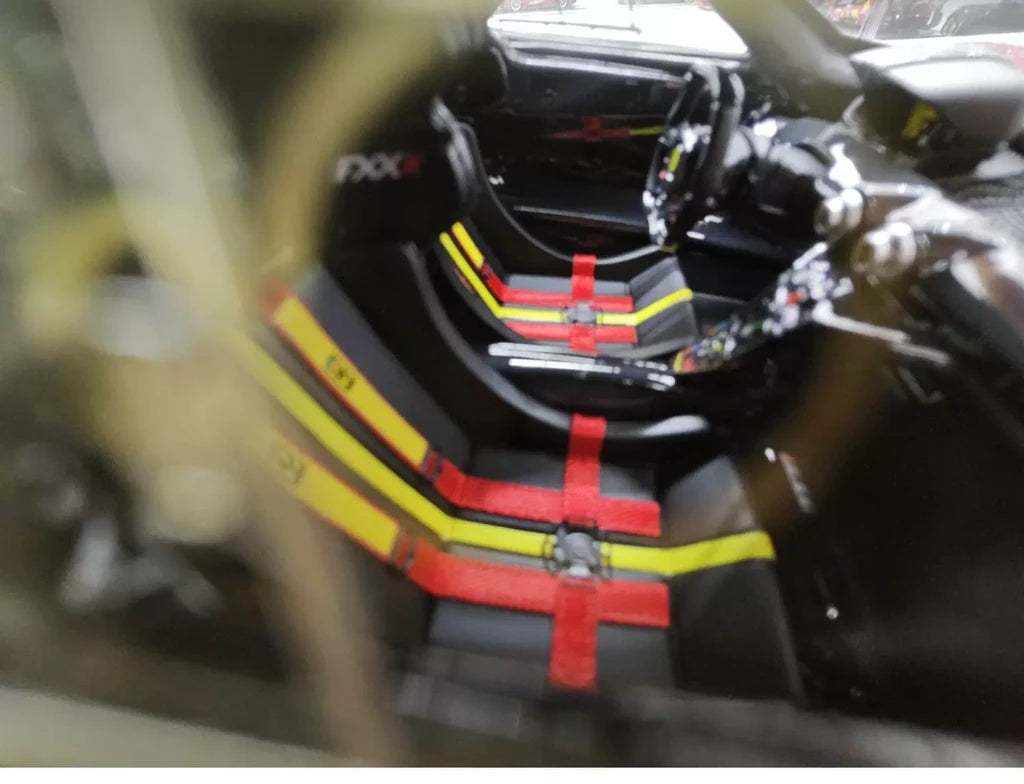 CE Ferrari 2018 FXX K Evo Modified Red 1:18 – Resina modello in resina collezionabile