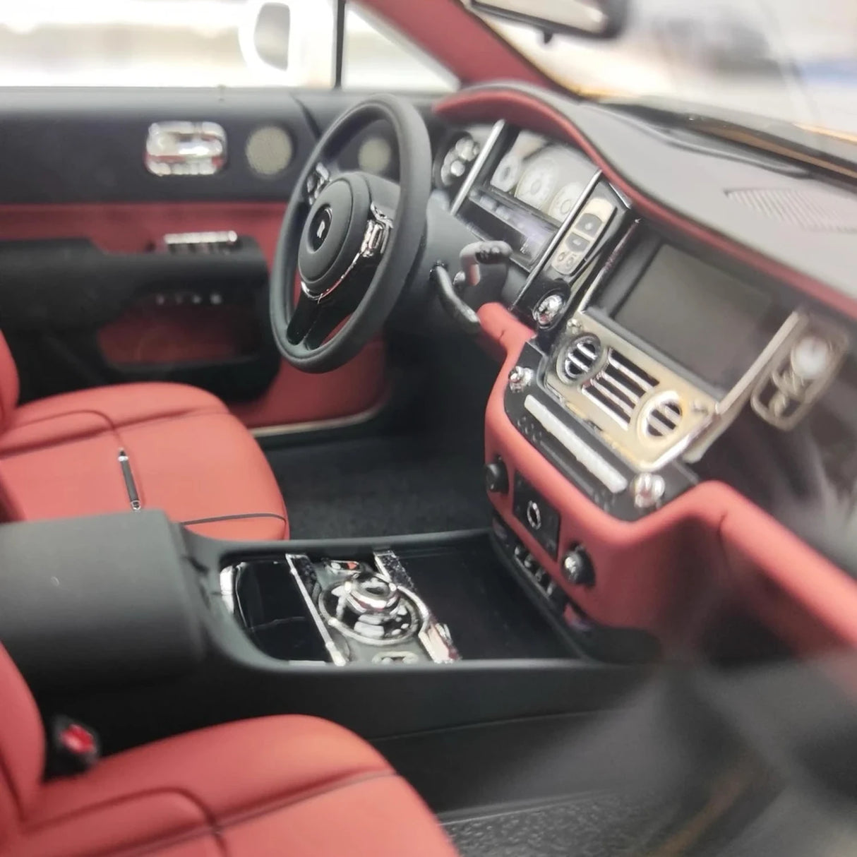 Davis & Giovanni Rolls-Royce 2013 Wraith Novitec Spofec White and Gold 1:18 – keräilyhartsimallihartsi