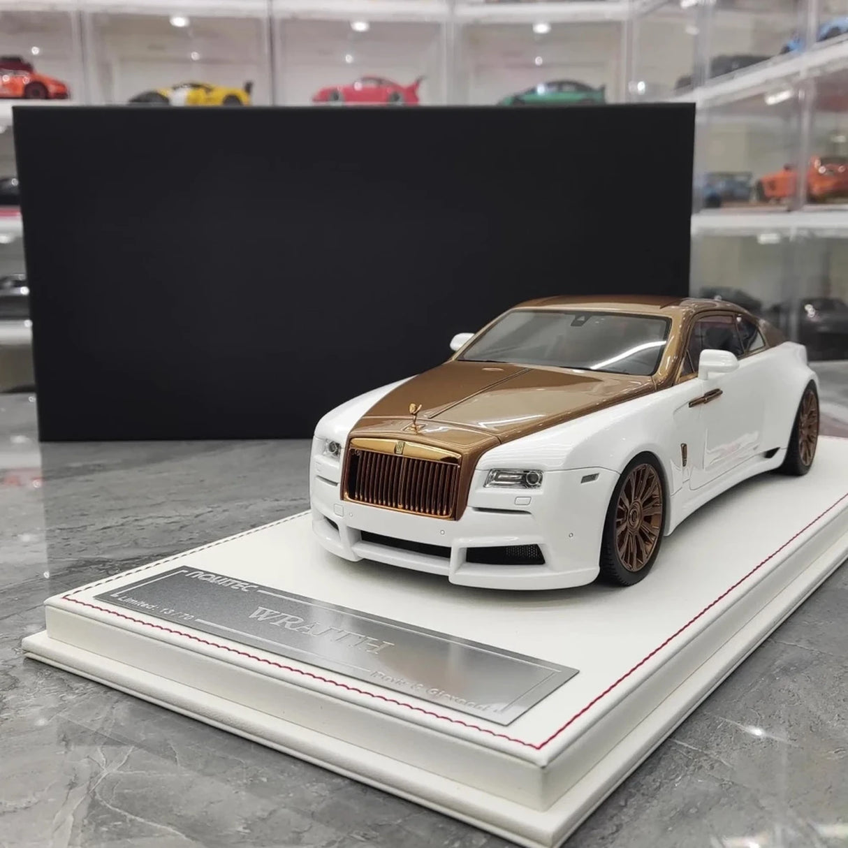 Davis & Giovanni Rolls-Royce 2013 Wraith Novitec Spofec White and Gold 1:18 – keräilyhartsimallihartsi