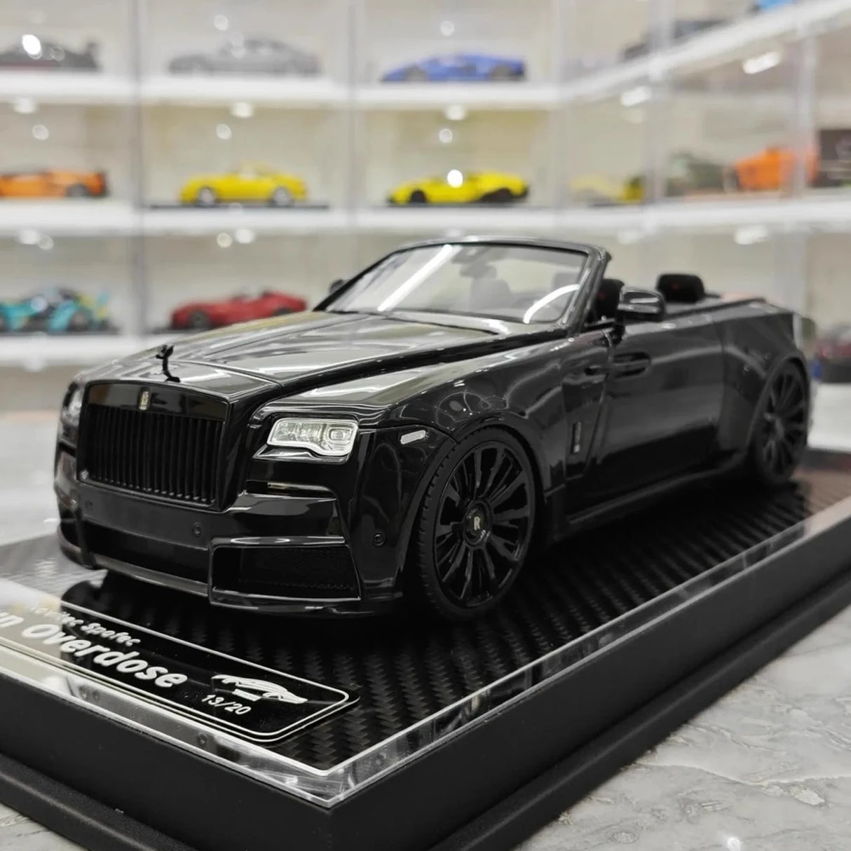 Davis & Giovanni Rolls-Royce 2015 Dawn Novitec Spofec Black 1:18 – kolekcjonerska żywica modelowa żywica