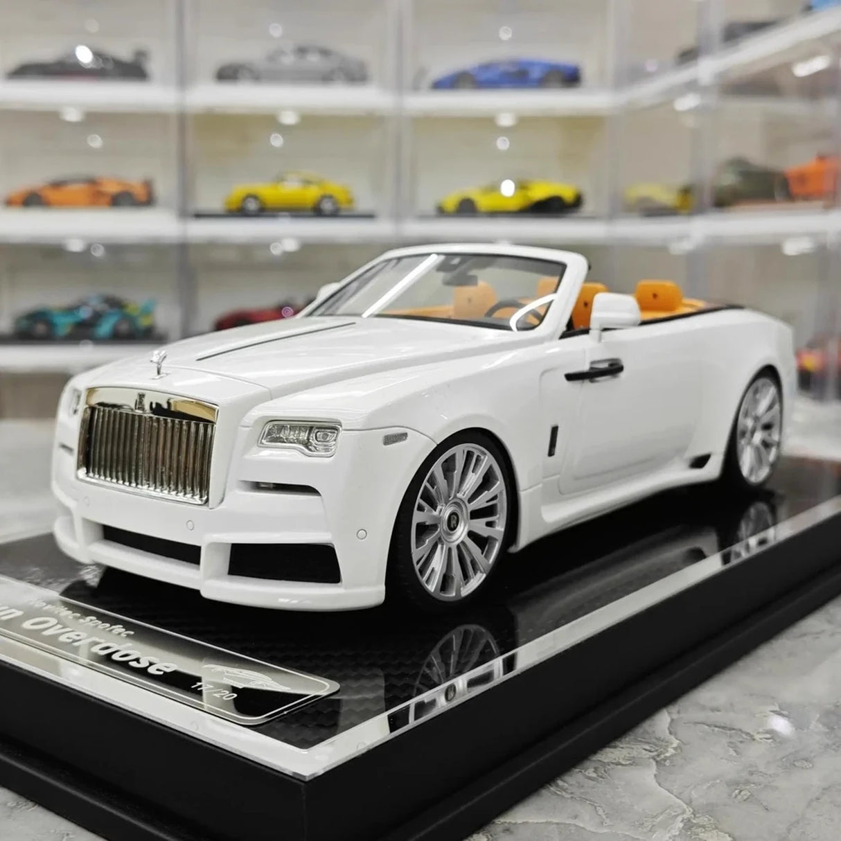 Davis & Giovanni Rolls-Royce 2015 Dawn Novitec Spofec White 1:18 – keräilyhartsimallihartsi