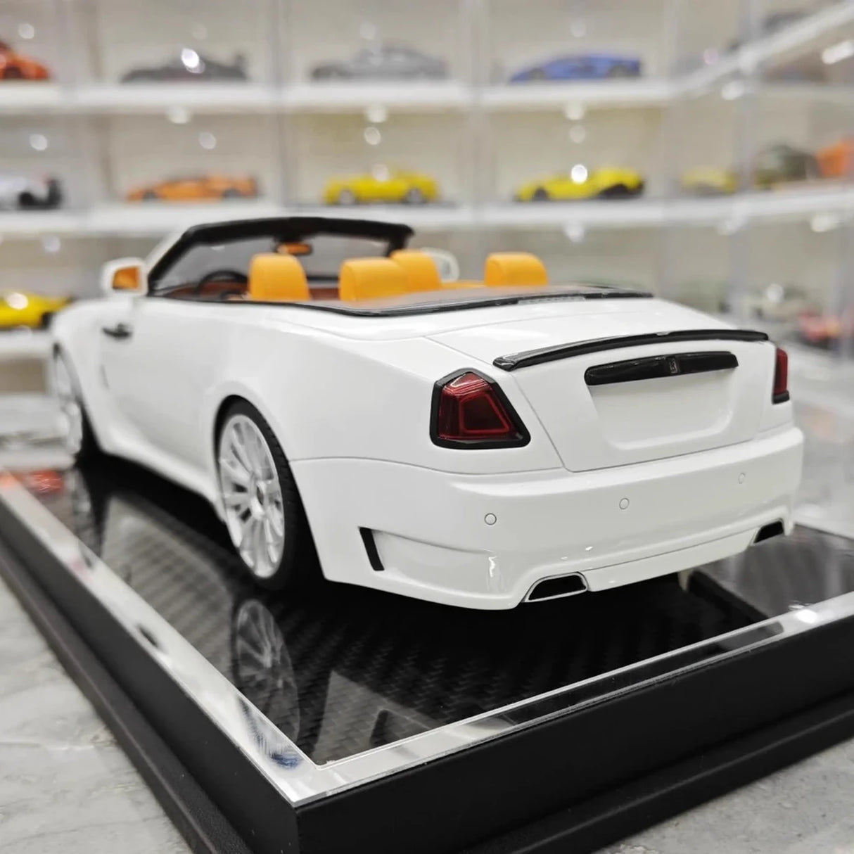 Davis & Giovanni Rolls-Royce 2015 Dawn Novitec Spofec White 1:18 – keräilyhartsimallihartsi