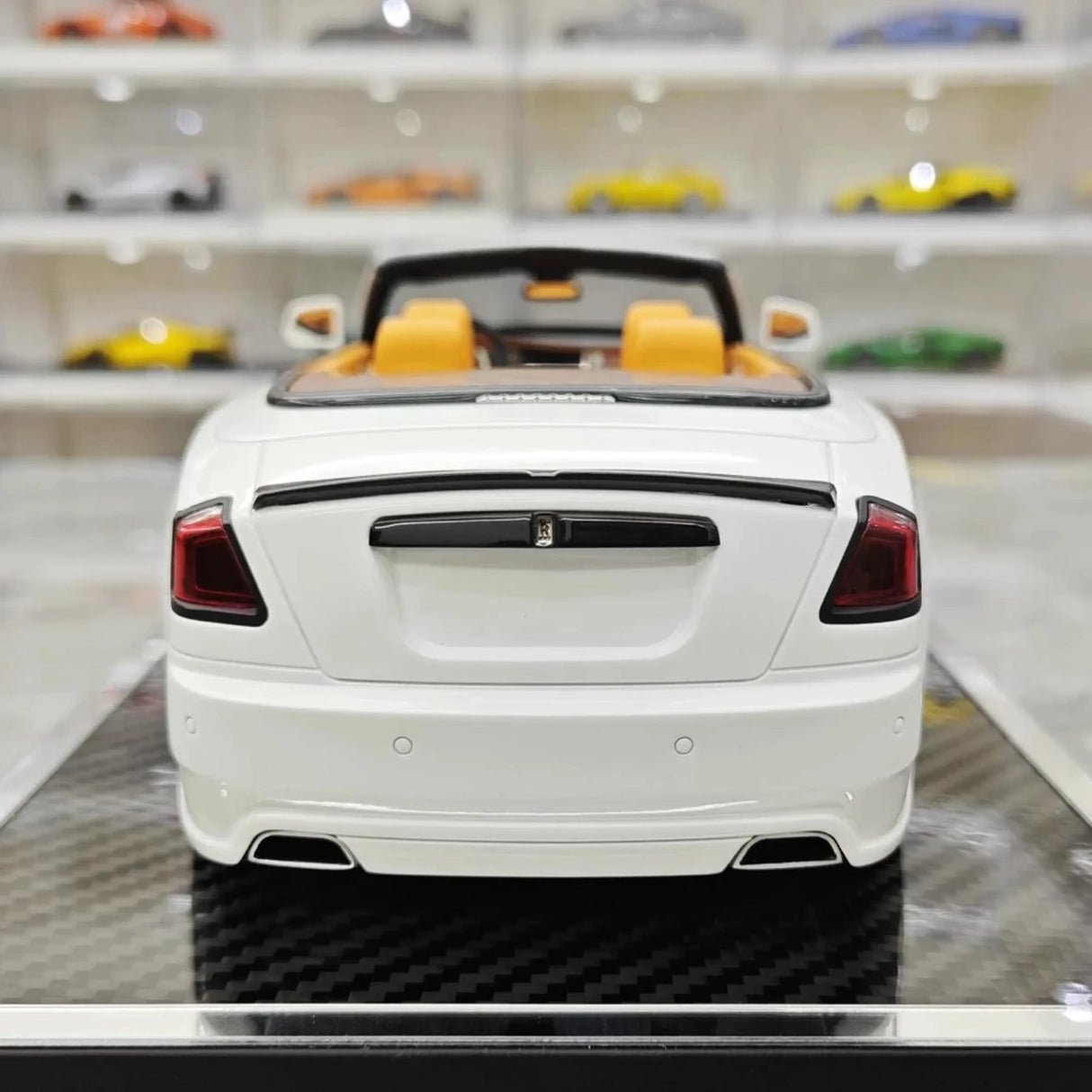 Davis & Giovanni Rolls-Royce 2015 Dawn Novitec Spofec White 1:18 – keräilyhartsimallihartsi