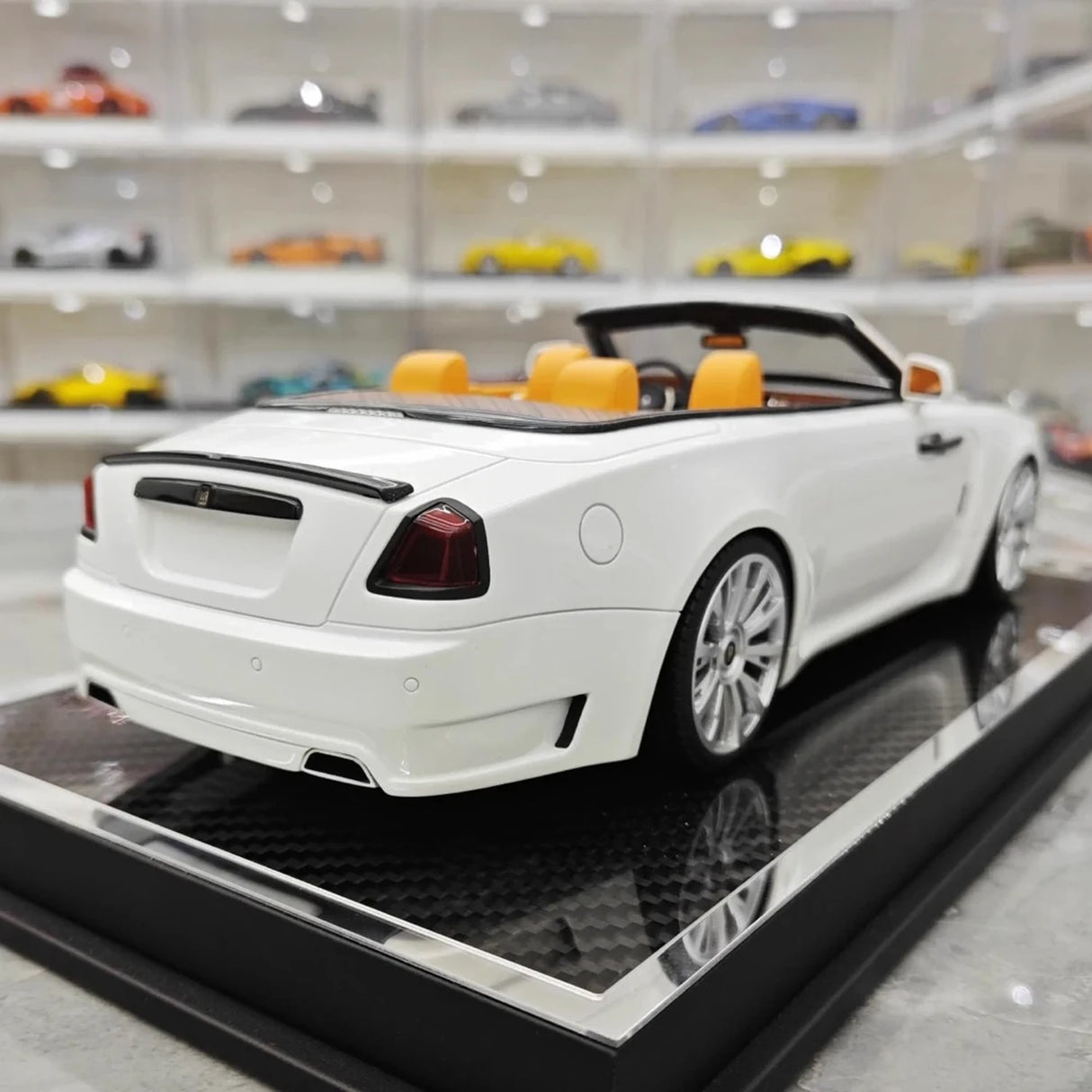 Davis & Giovanni Rolls-Royce 2015 Dawn Novitec Spofec White 1:18 – keräilyhartsimallihartsi