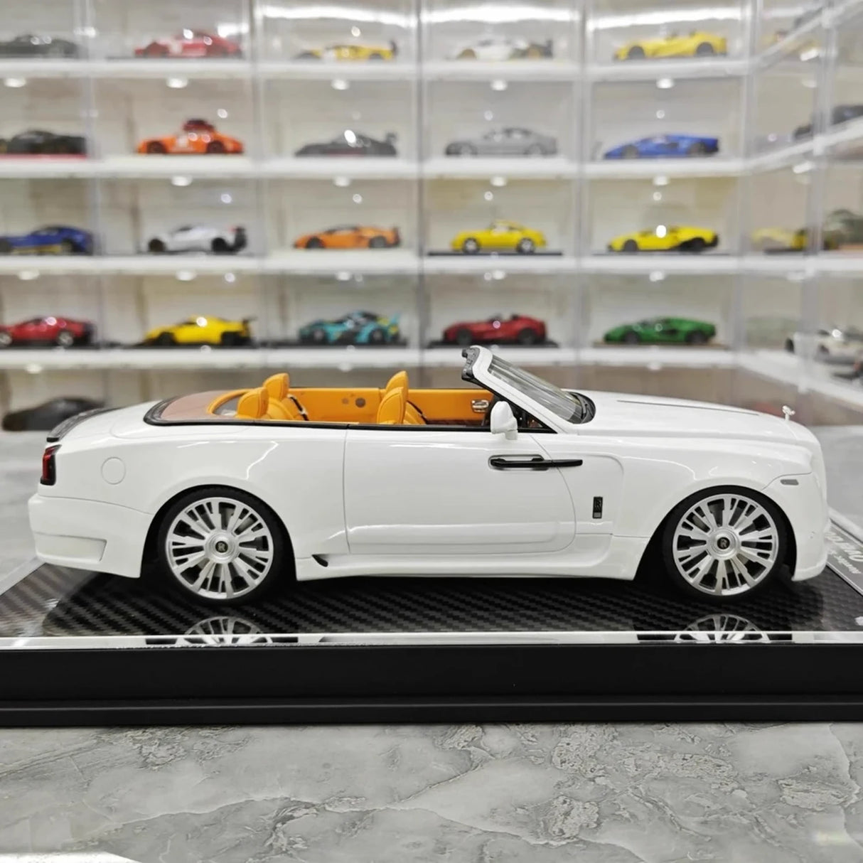 Davis & Giovanni Rolls-Royce 2015 Dawn Novitec Spofec White 1:18 – keräilyhartsimallihartsi