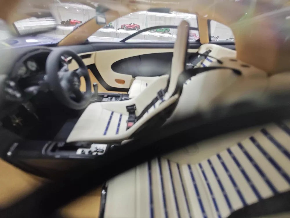 ديفيس & جيوفاني McLaren 1992 F1 بلو 1:18 – نموذج راتنج قابل للجمع