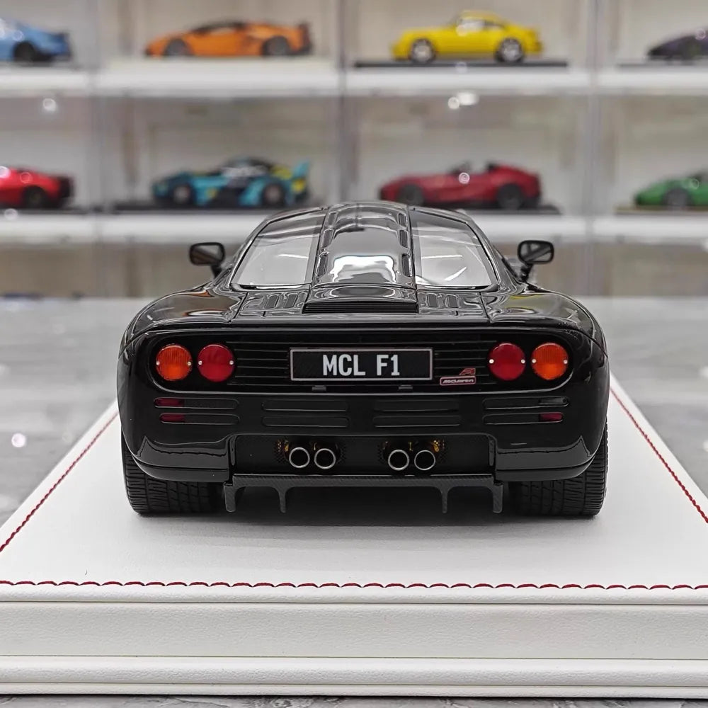 ديفيس وجيوفاني McLaren 1992 F1 بلاك 1:18 – نموذج راتنج قابل للجمع