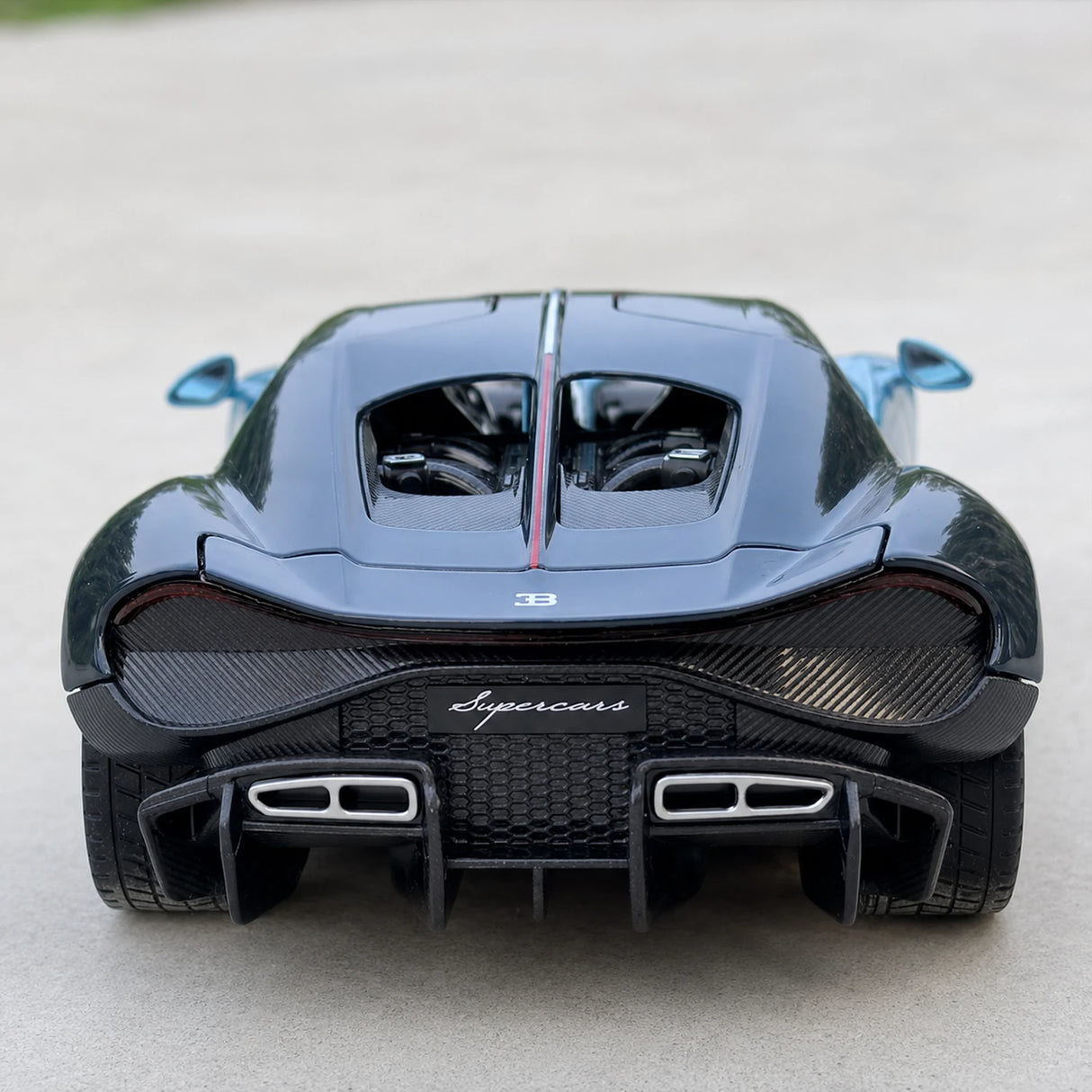 Bugatti 2024 Tourbillon Blue 1:24 – Diecast Display Model Die-Cast