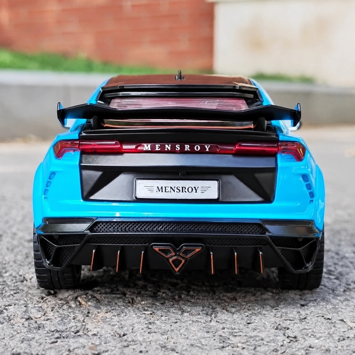 Lamborghini 2023 Urus Mansory Blue 1:24 – Diecast Display Model Die-Cast