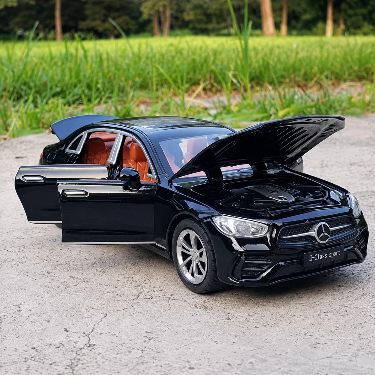 Mercedes-Benz 2017 E400 C238 Black 1:24 – Diecast Display Model Die-Cast